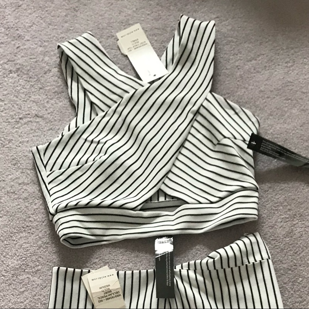 Womens crop top NWT size small